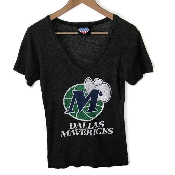 Junk Food Clothing Tops - Junk Food Dallas Mavericks T-Shirt Size Medium